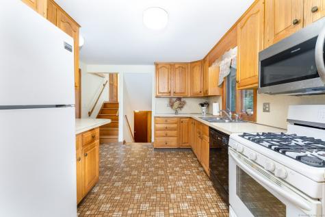 9 Mountain Road Granby CT 06060