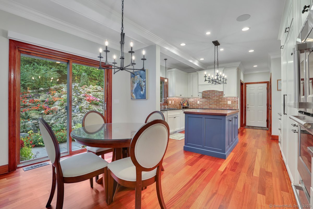 36 Sand Hill Lane Glastonbury CT 06033