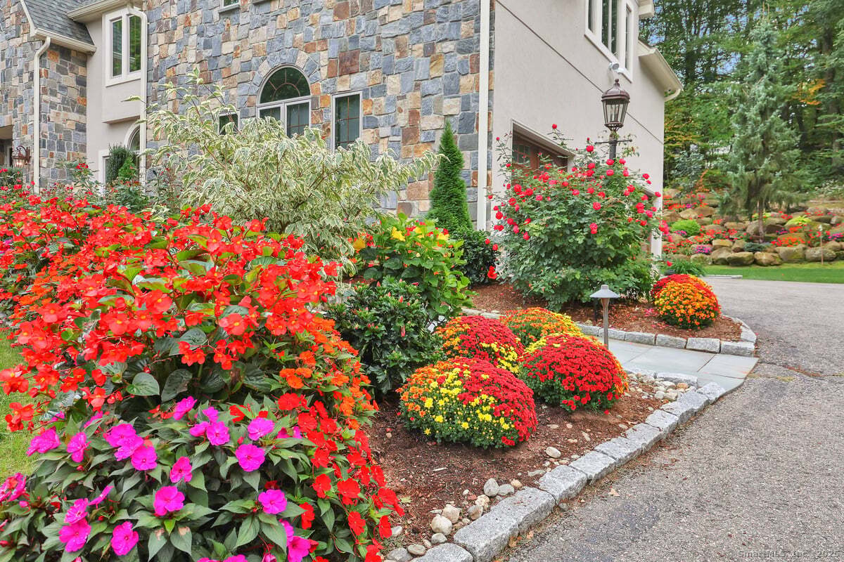 36 Sand Hill Lane Glastonbury CT 06033