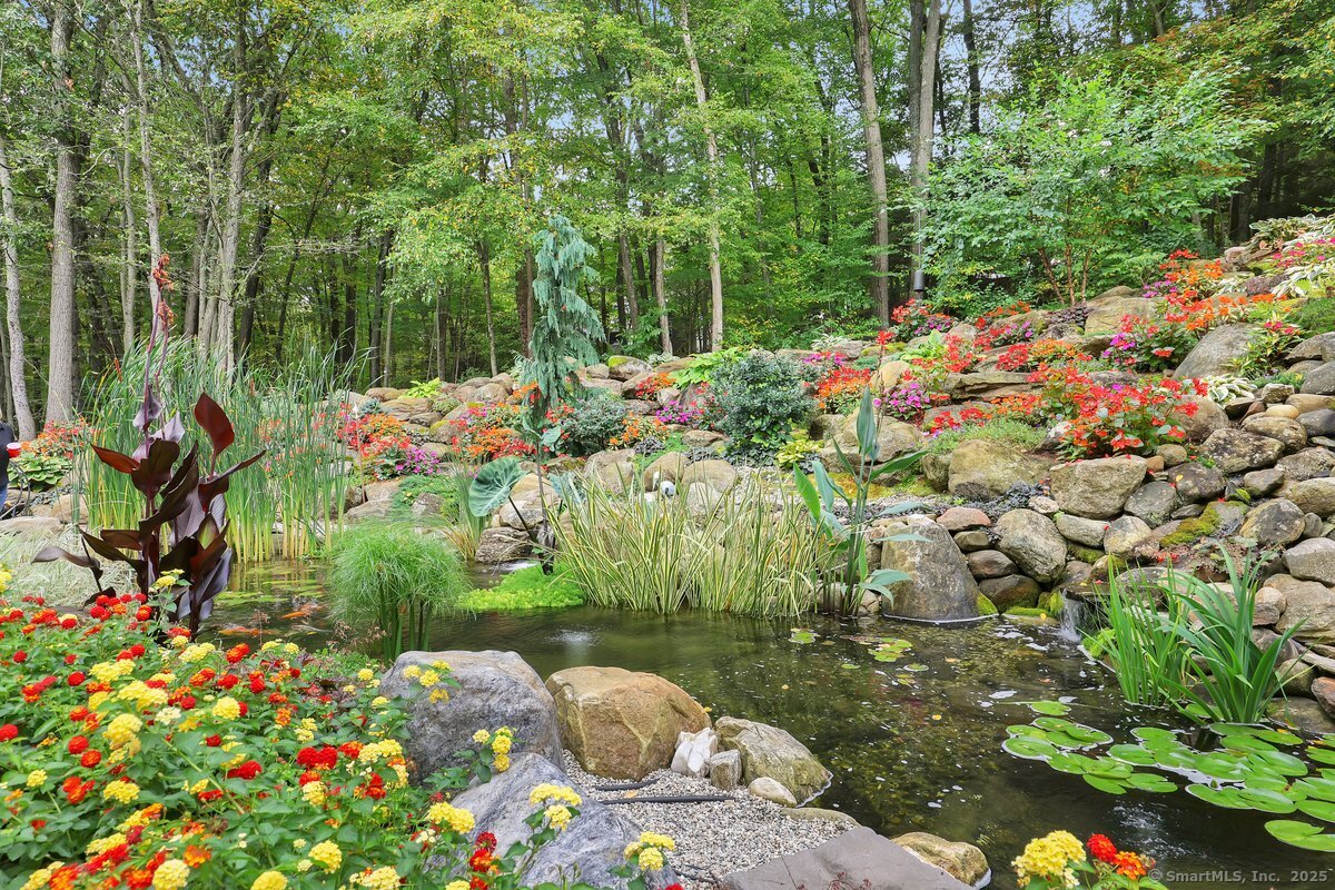 36 Sand Hill Lane Glastonbury CT 06033