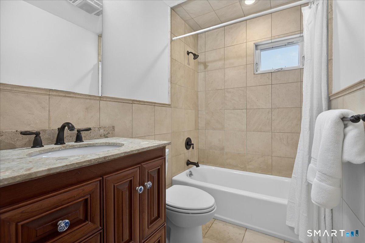 4 Yale Street Norwalk CT 06851