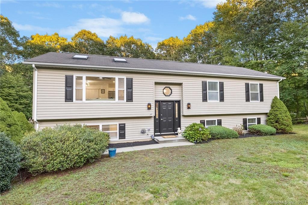 27 Peach Tree Hill Avenue Ledyard CT 06339