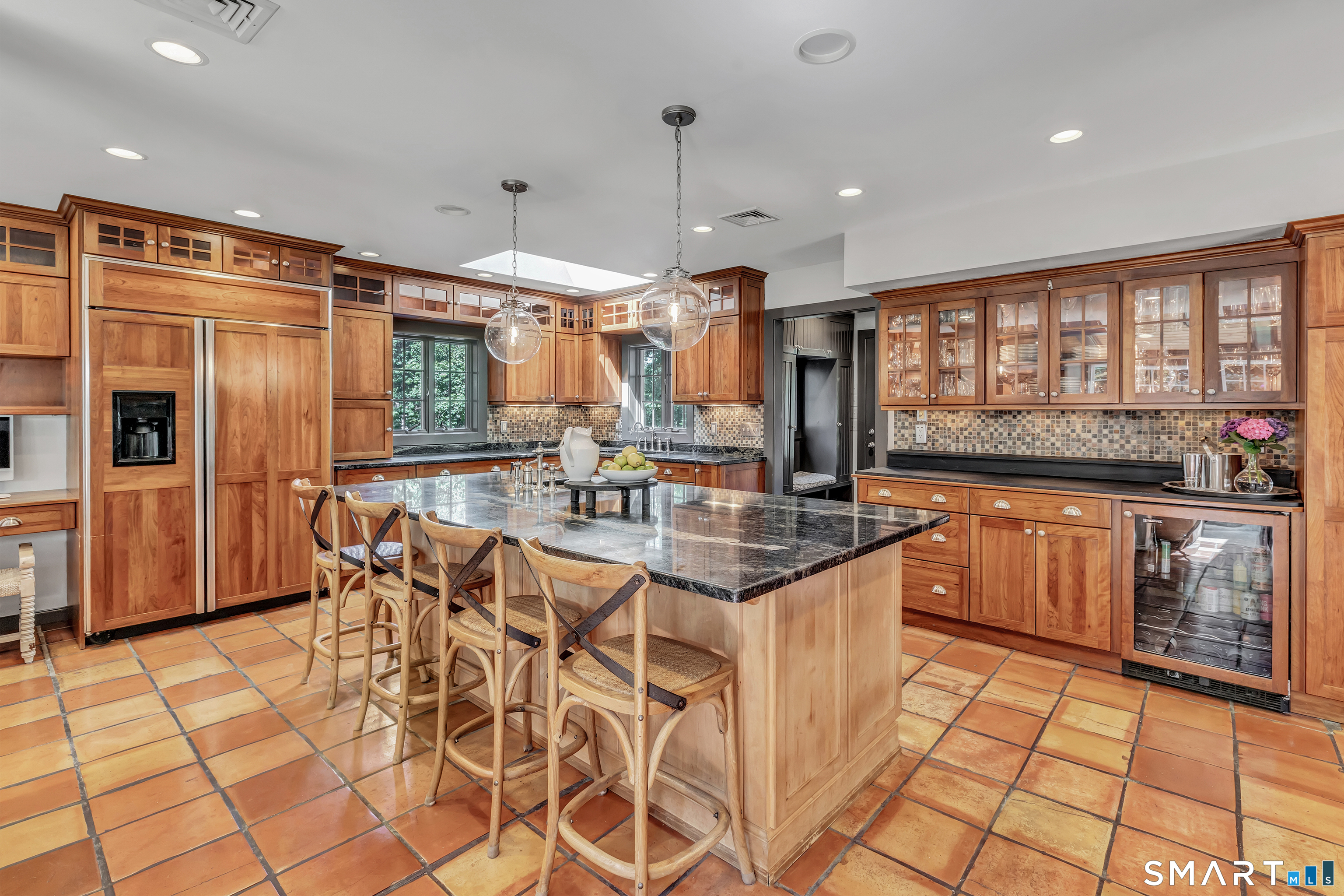 2580 North Benson Road Fairfield CT 06824