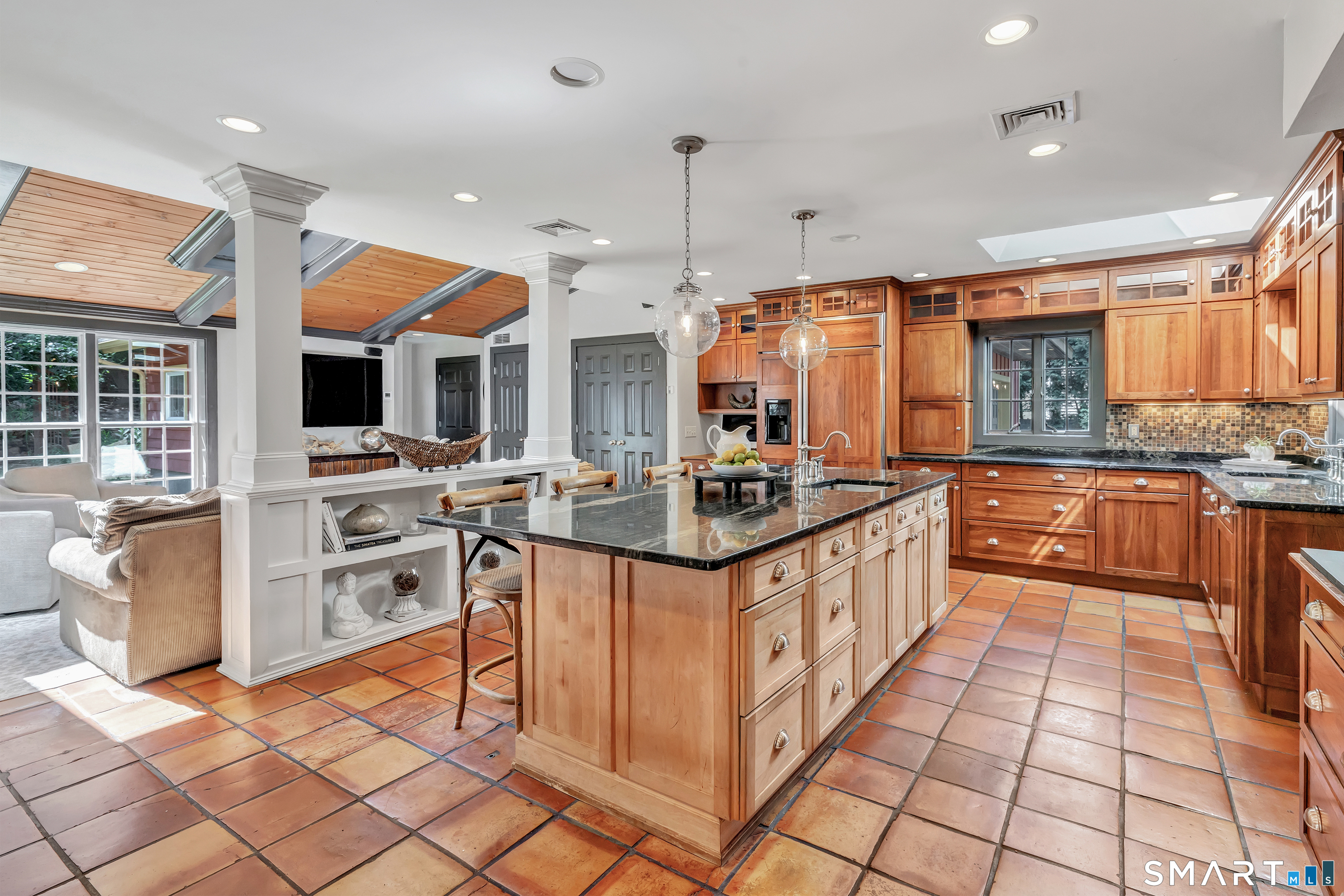 2580 North Benson Road Fairfield CT 06824