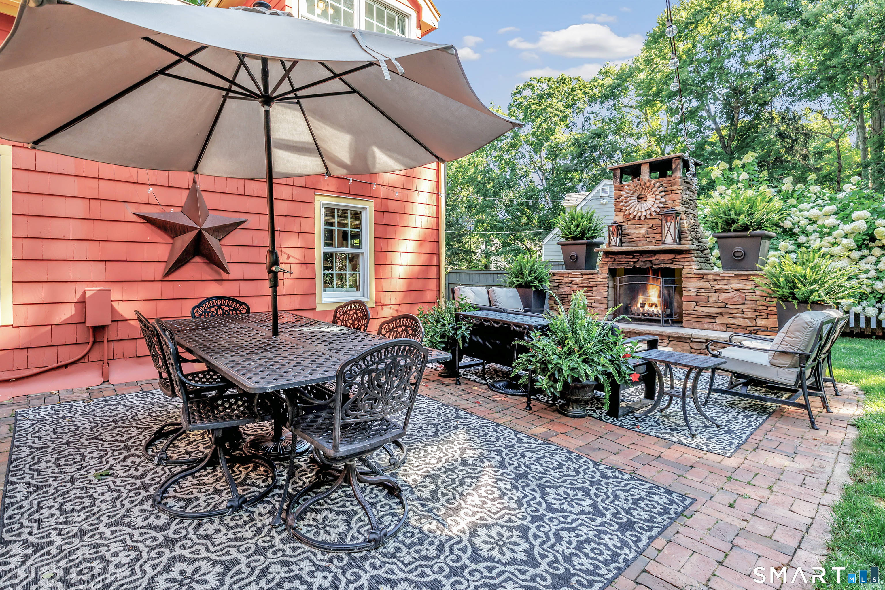 2580 North Benson Road Fairfield CT 06824