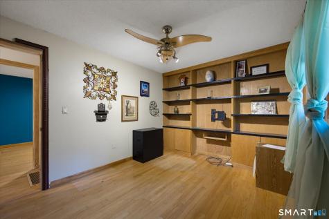 10 Glenwood Terrace Cromwell CT 06416