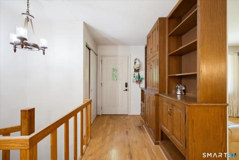 10 Glenwood Terrace Cromwell CT 06416