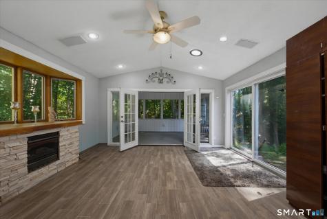 10 Glenwood Terrace Cromwell CT 06416
