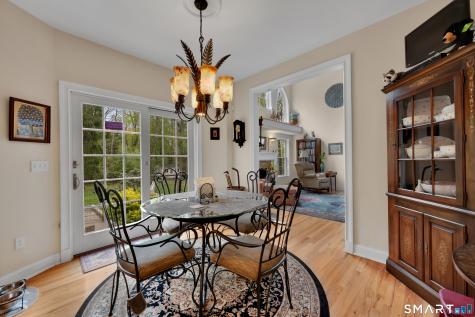 8 Curtiss Meadows Woodbury CT 06798