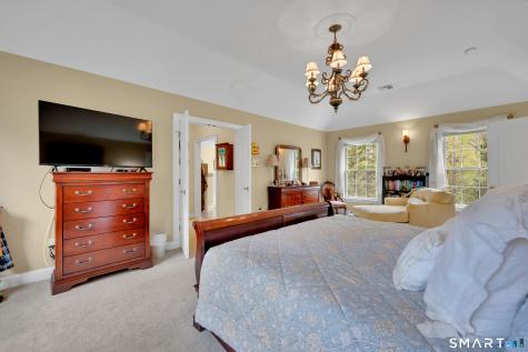 8 Curtiss Meadows Woodbury CT 06798