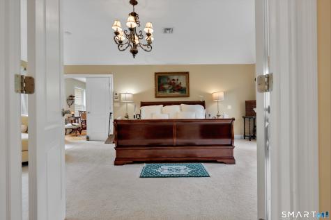 8 Curtiss Meadows Woodbury CT 06798