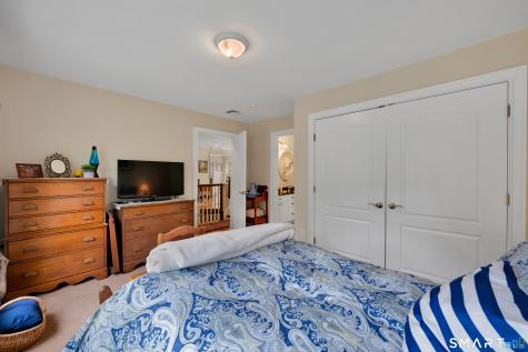 8 Curtiss Meadows Woodbury CT 06798