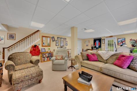 8 Curtiss Meadows Woodbury CT 06798