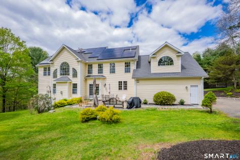 8 Curtiss Meadows Woodbury CT 06798