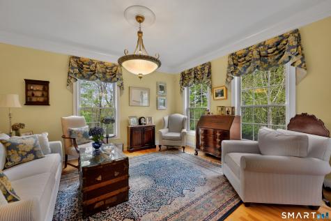 8 Curtiss Meadows Woodbury CT 06798