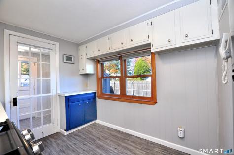 25 Warren Drive East Hartford CT 06118