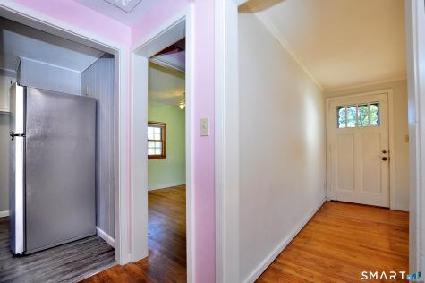 25 Warren Drive East Hartford CT 06118