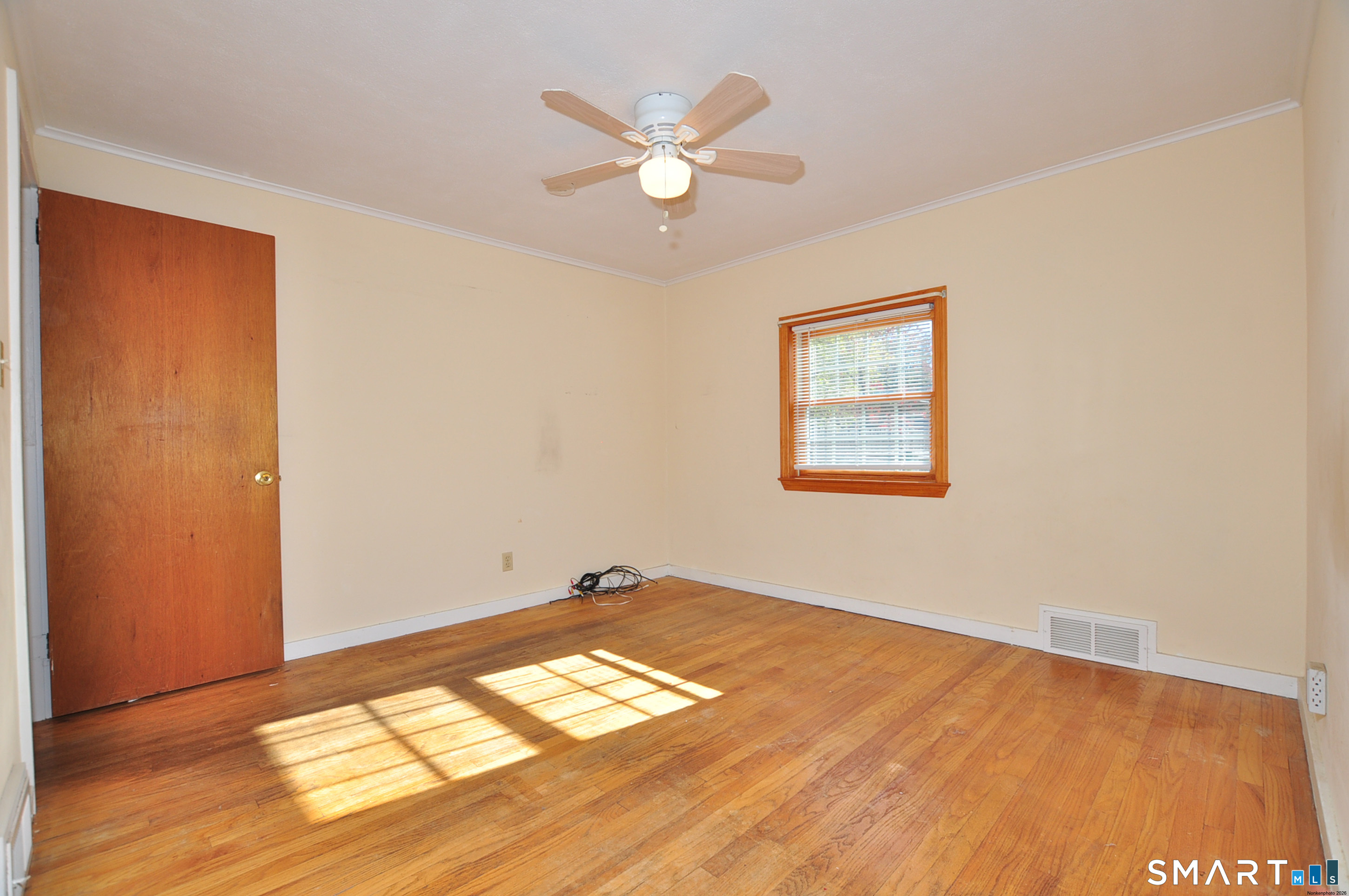 25 Warren Drive East Hartford CT 06118