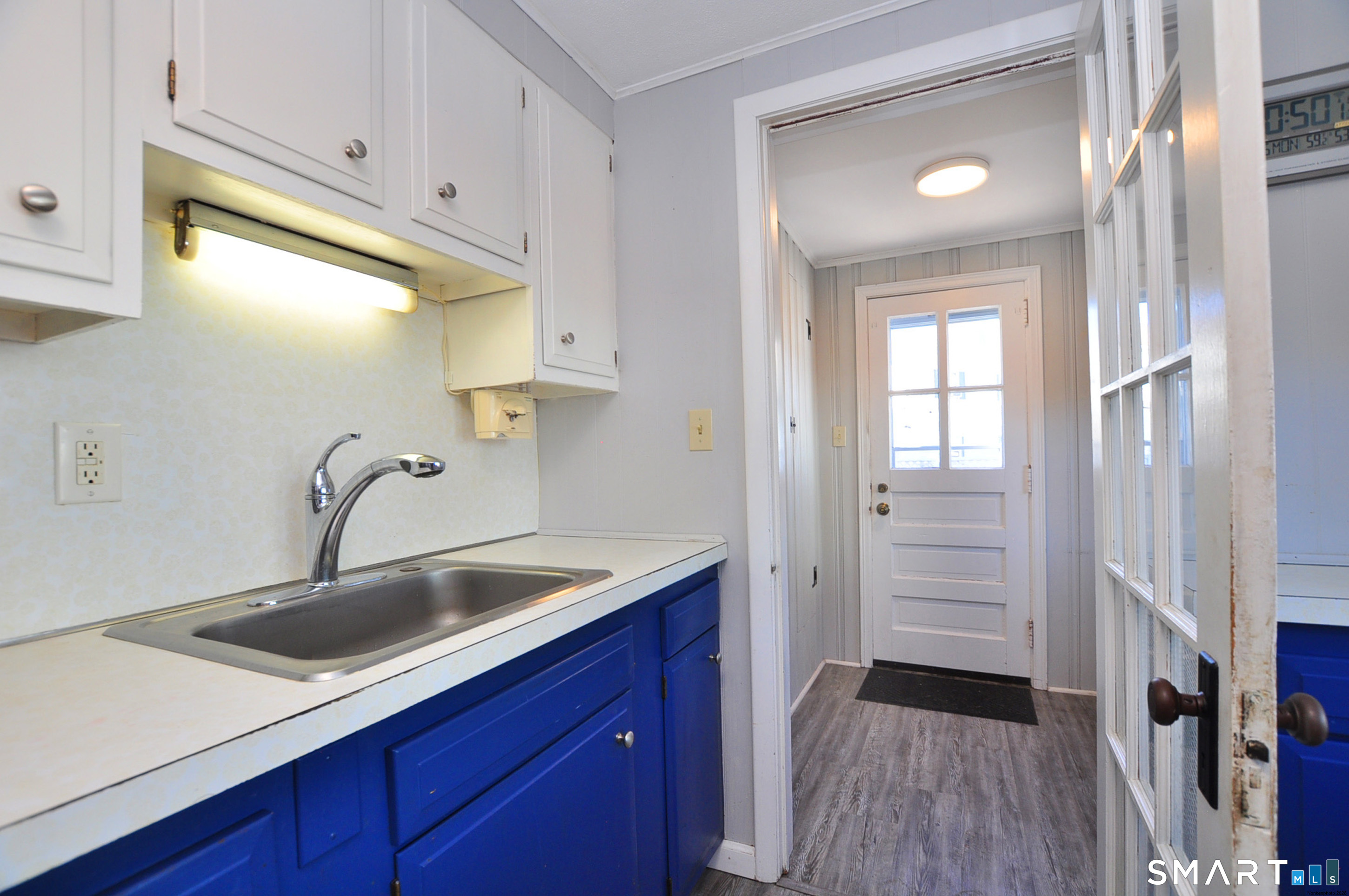 25 Warren Drive East Hartford CT 06118