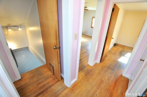 25 Warren Drive East Hartford CT 06118