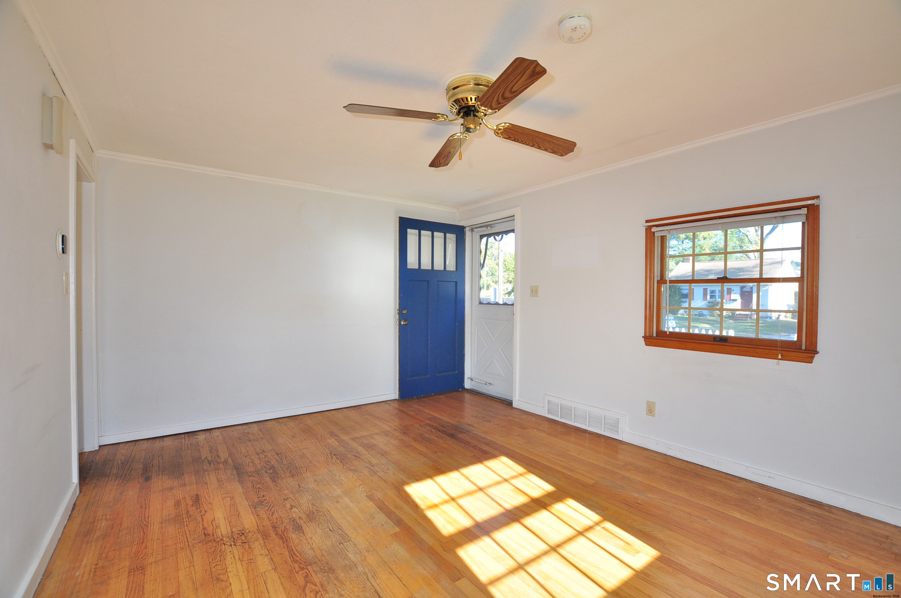 25 Warren Drive East Hartford CT 06118