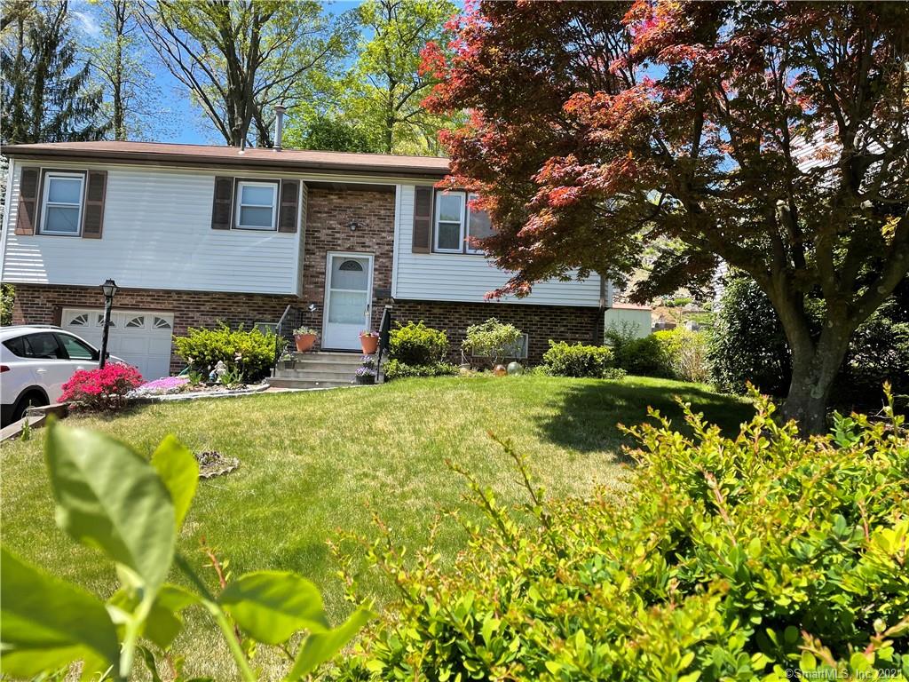 43 Briarwood Drive Danbury CT 06810