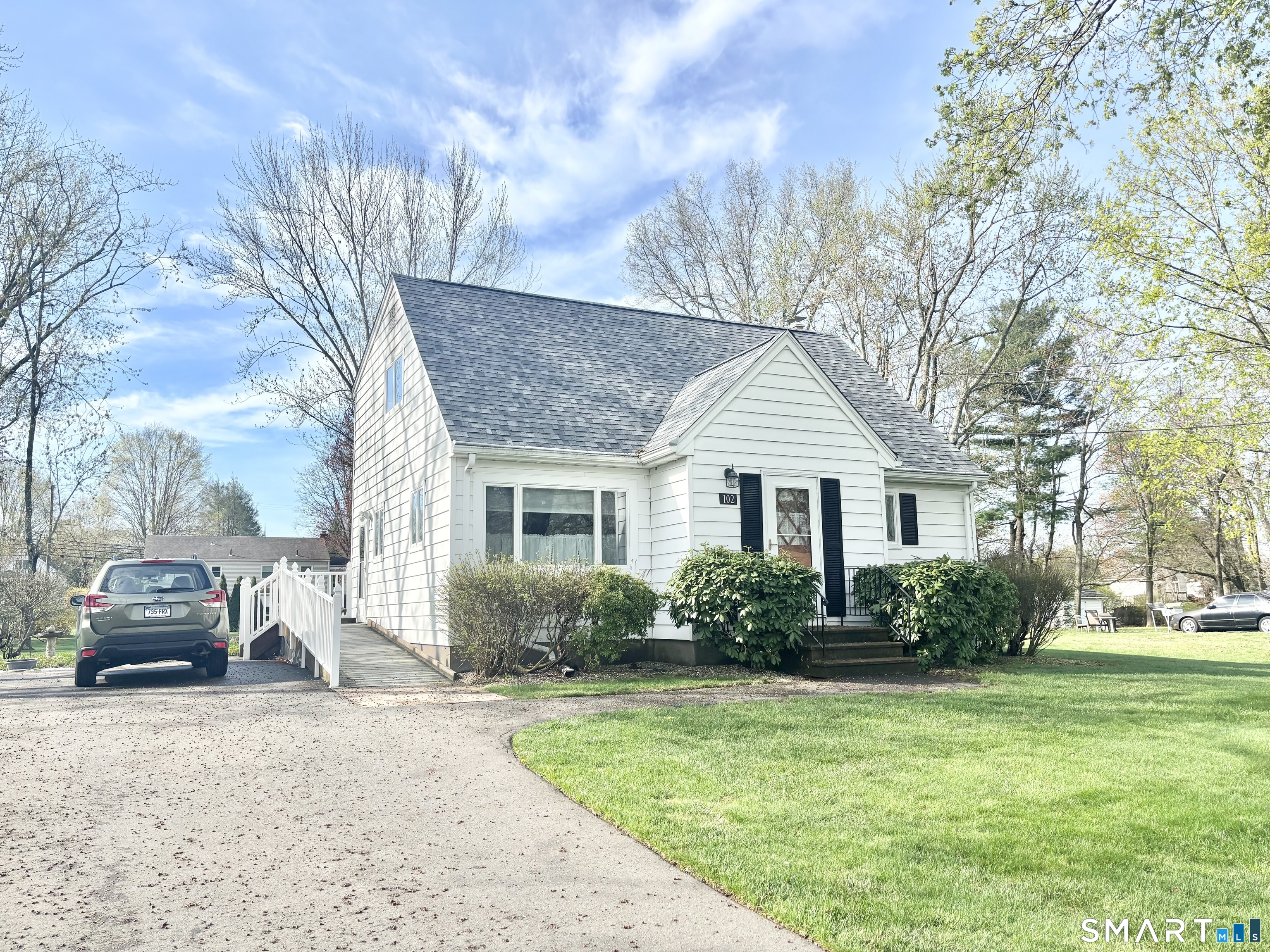 102 Diane Drive Manchester CT 06040