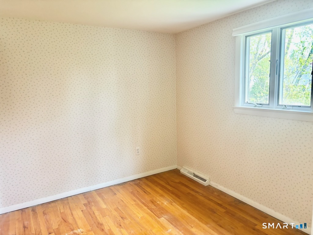 102 Diane Drive Manchester CT 06040