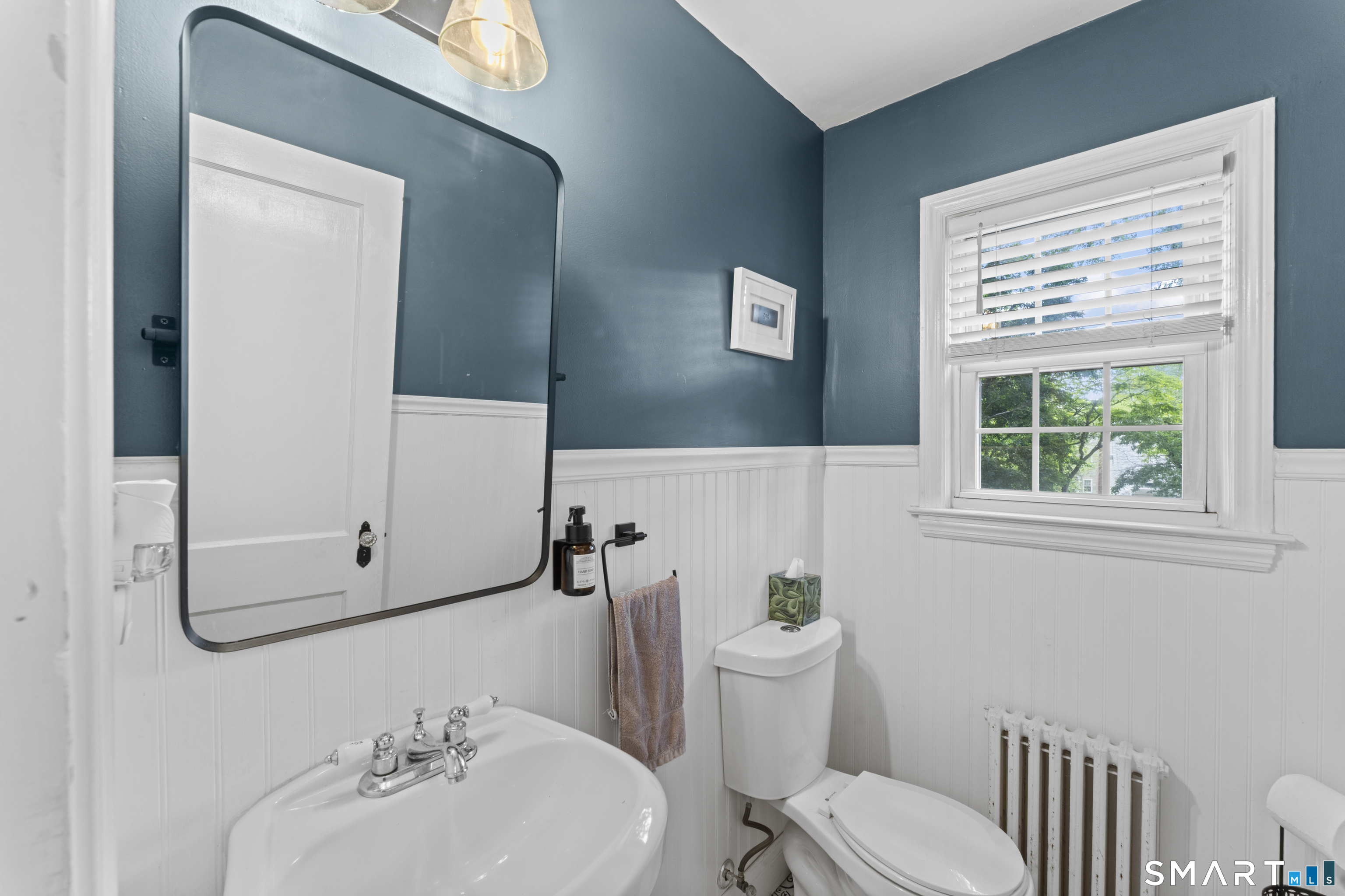 13 Hamilton Avenue Stamford CT 06902