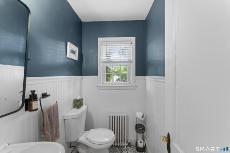 13 Hamilton Avenue Stamford CT 06902