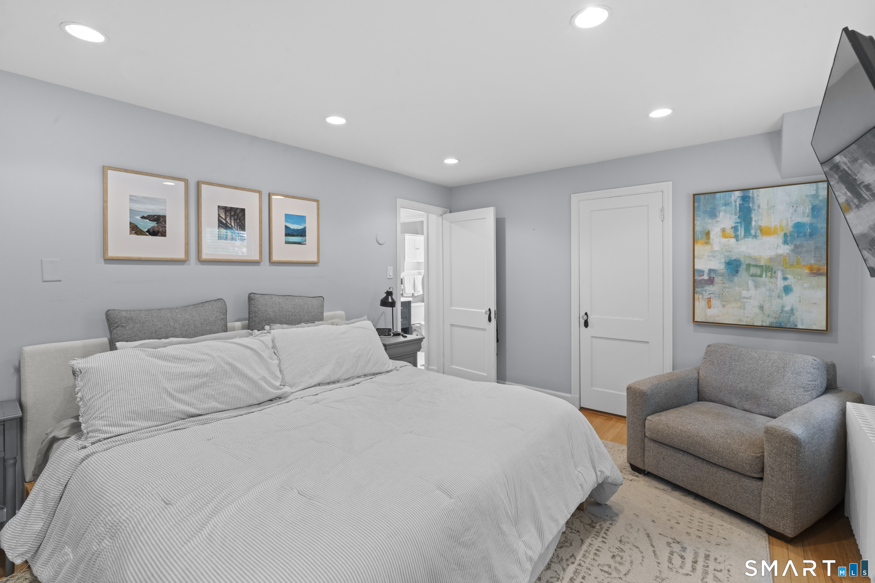 13 Hamilton Avenue Stamford CT 06902