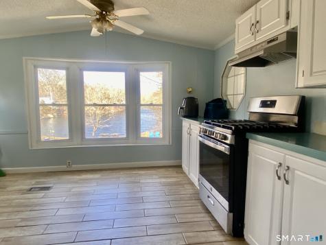 15 Baxter Road Clinton CT 06413