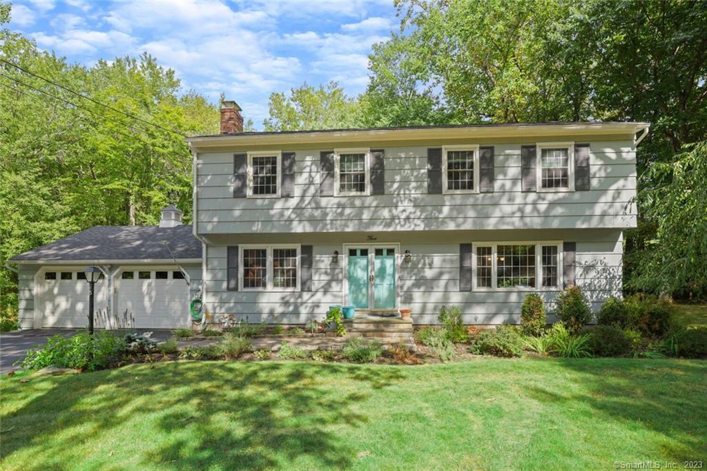 5 Old Oak Road Trumbull CT 06611