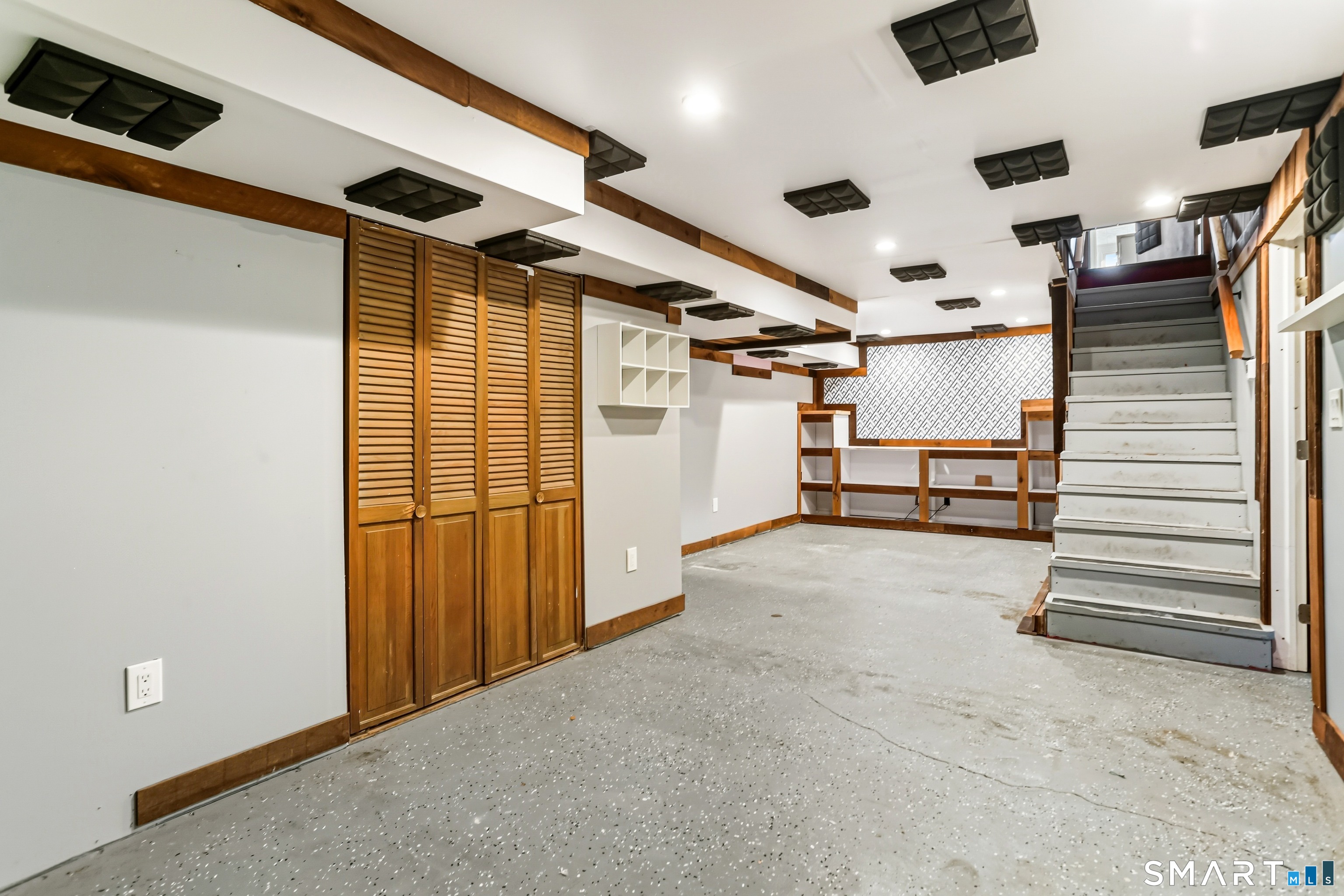 190 5TH Avenue Stratford CT 06615