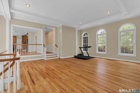 1 Crystal Terrace Woodbridge CT 06525