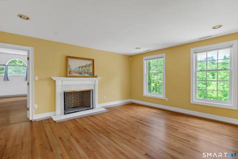 1 Crystal Terrace Woodbridge CT 06525