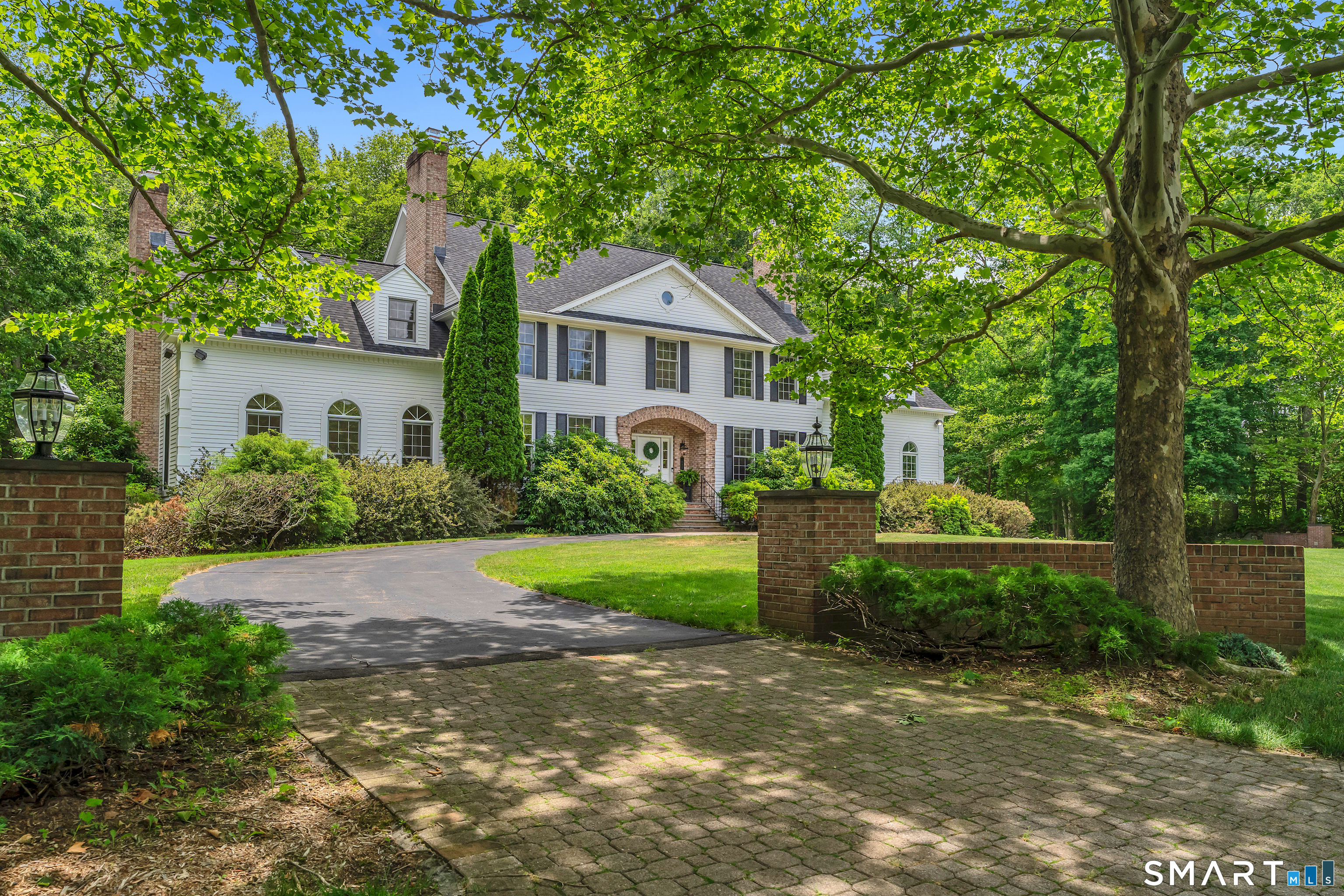 1 Crystal Terrace Woodbridge CT 06525