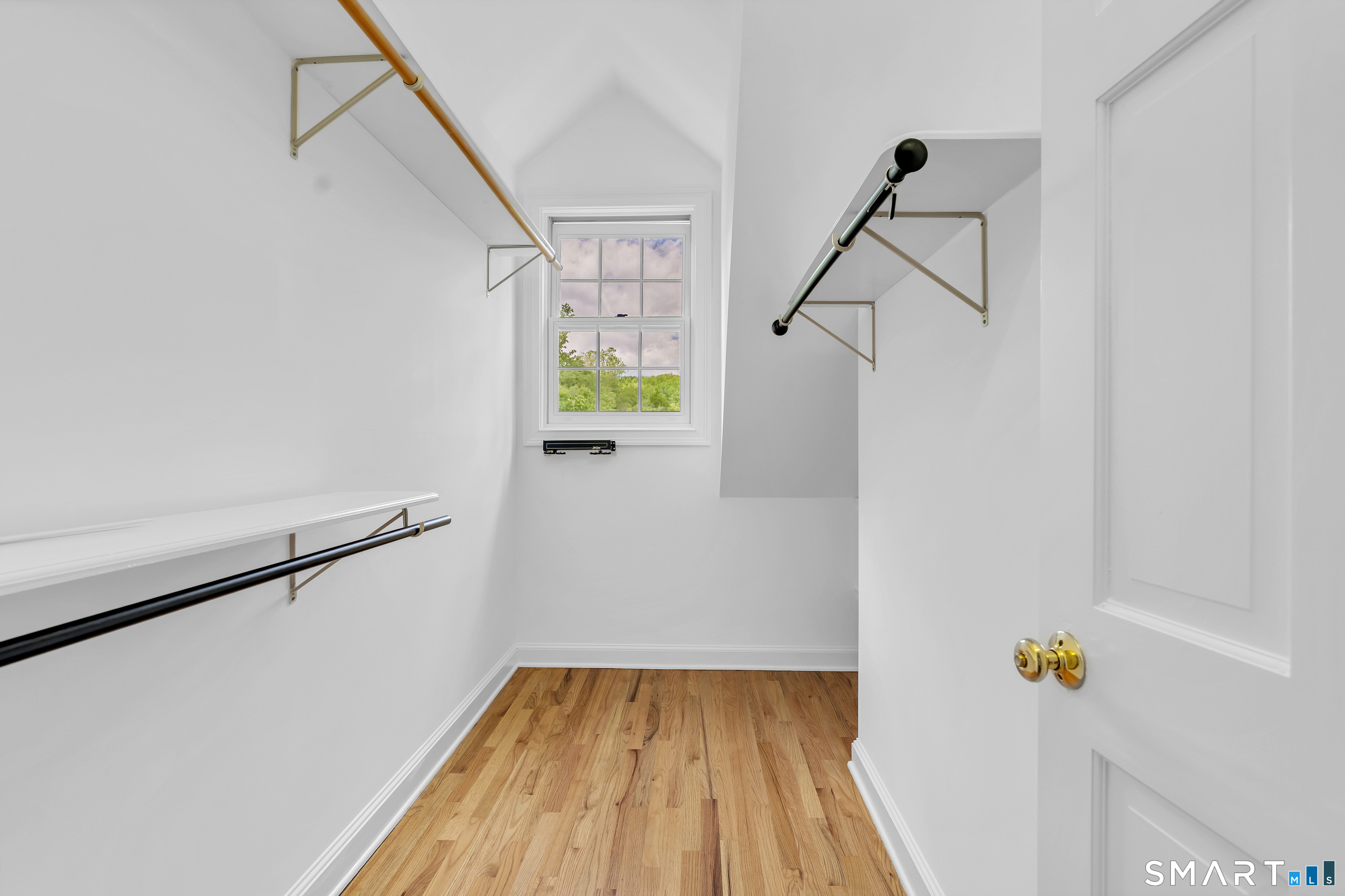 1 Crystal Terrace Woodbridge CT 06525