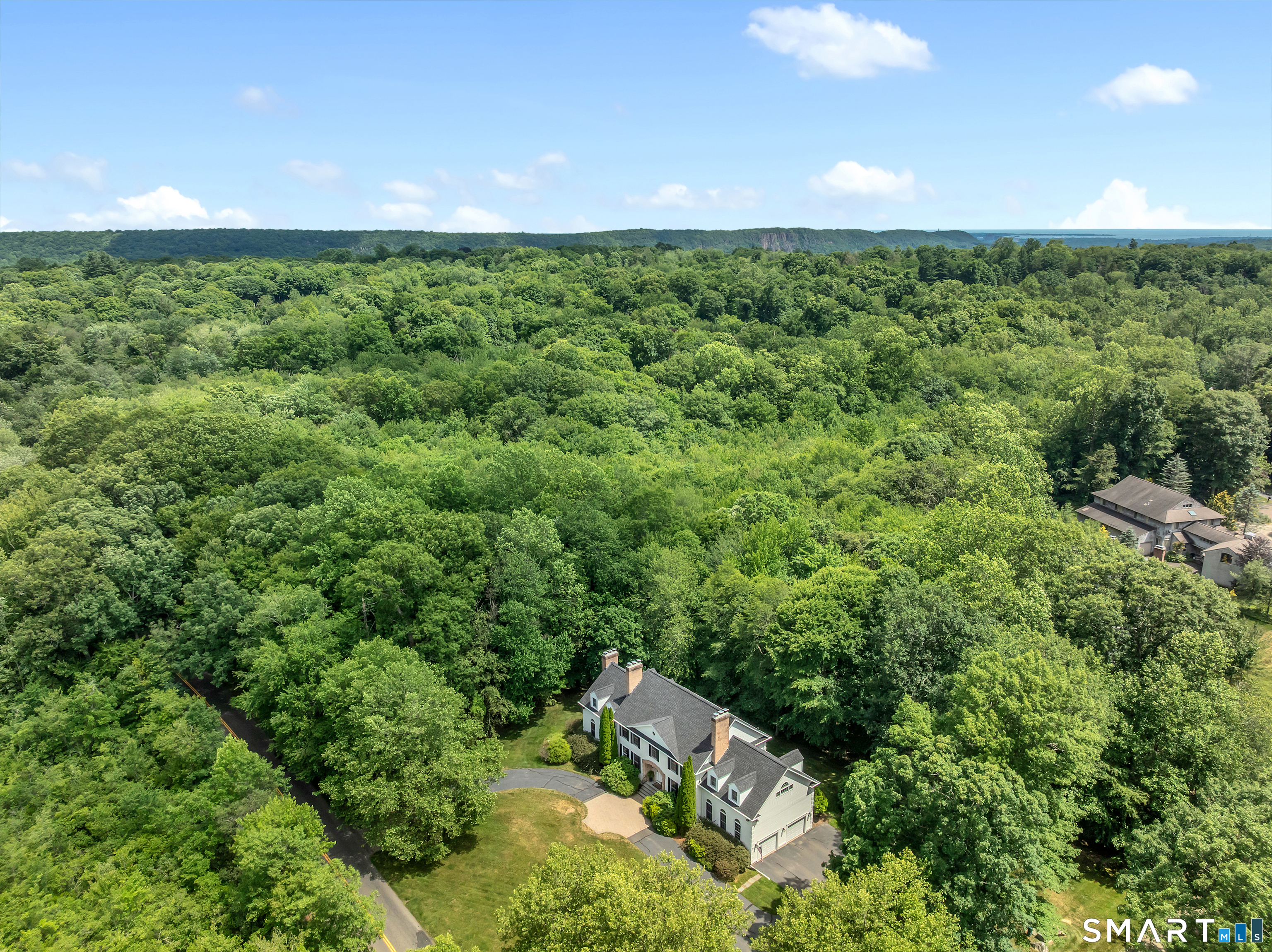 1 Crystal Terrace Woodbridge CT 06525
