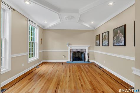 1 Crystal Terrace Woodbridge CT 06525