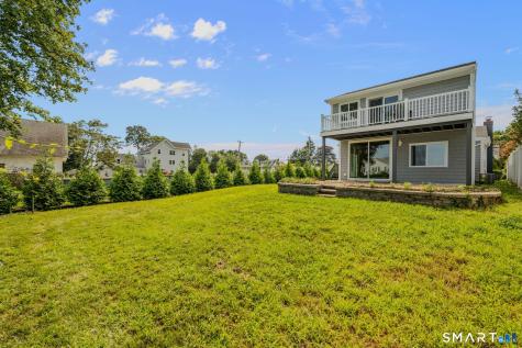 1092 Ocean Avenue New London CT 06320