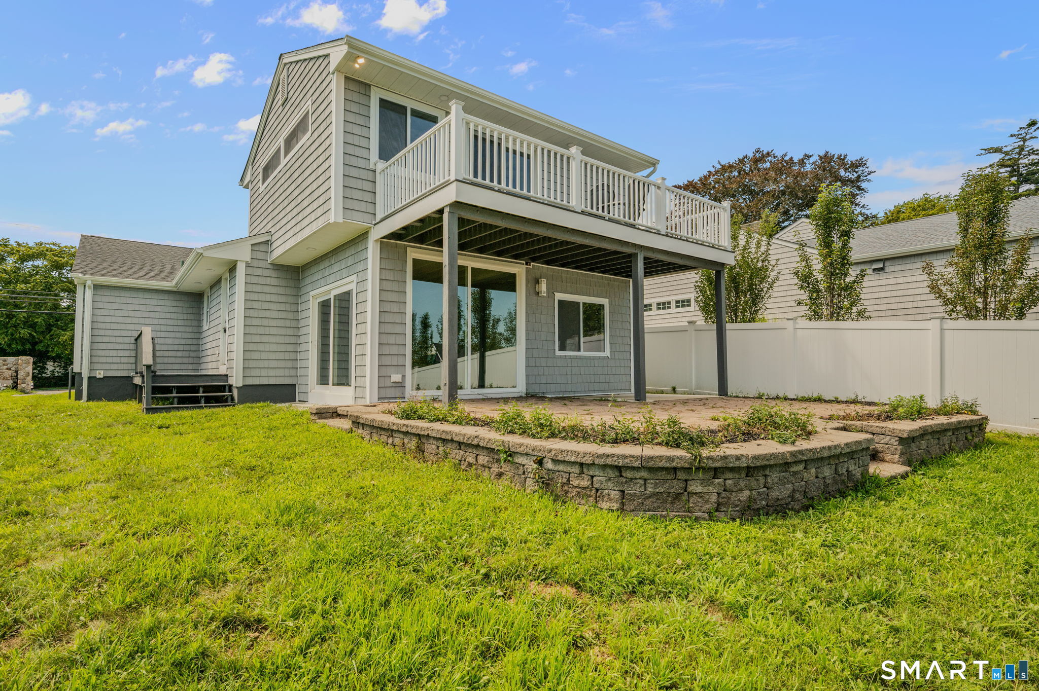 1092 Ocean Avenue New London CT 06320
