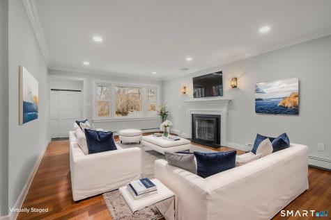 1092 Ocean Avenue New London CT 06320