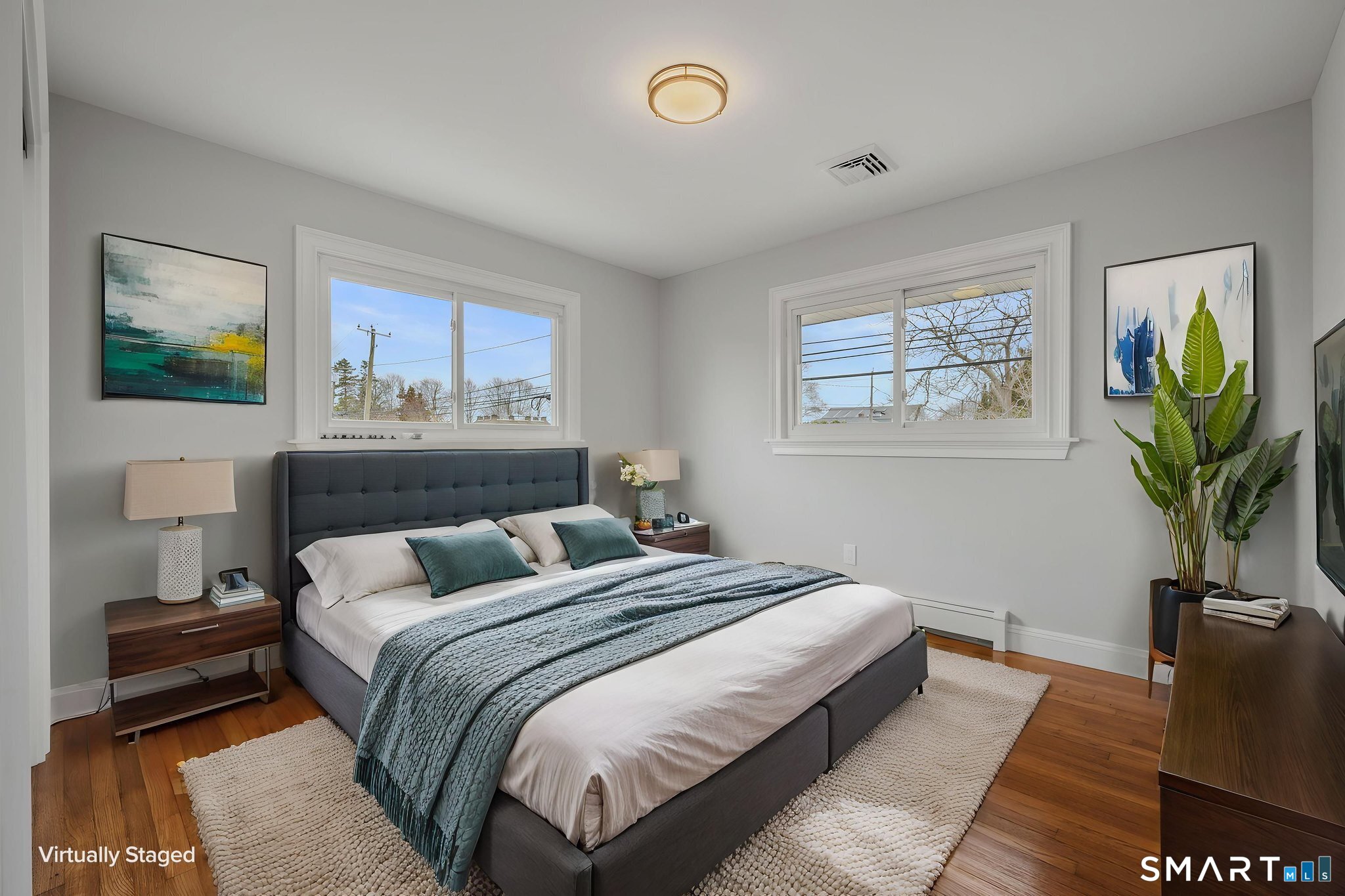 1092 Ocean Avenue New London CT 06320