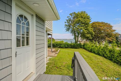 1092 Ocean Avenue New London CT 06320