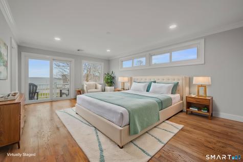 1092 Ocean Avenue New London CT 06320