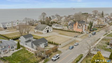 1092 Ocean Avenue New London CT 06320