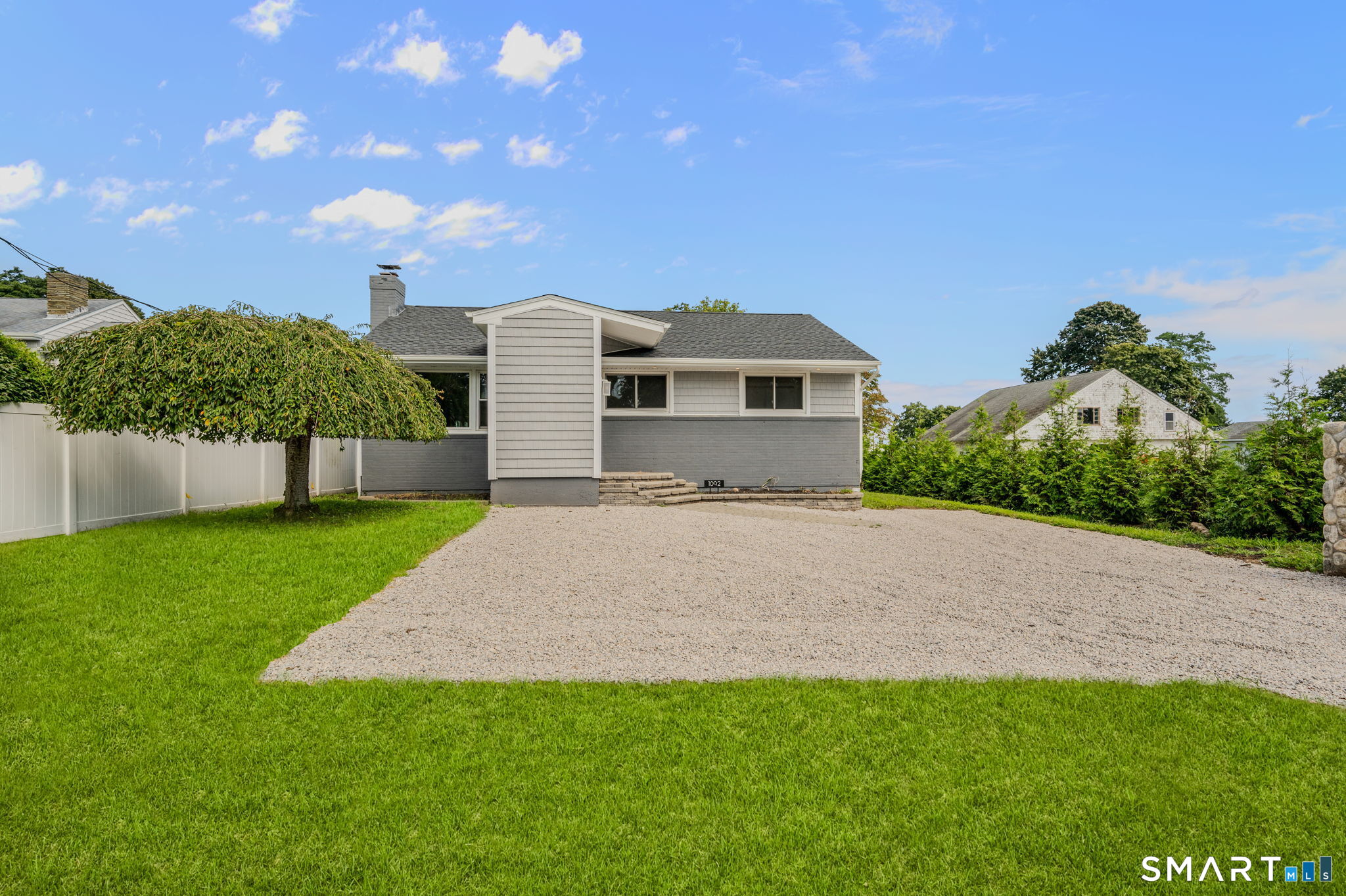 1092 Ocean Avenue New London CT 06320