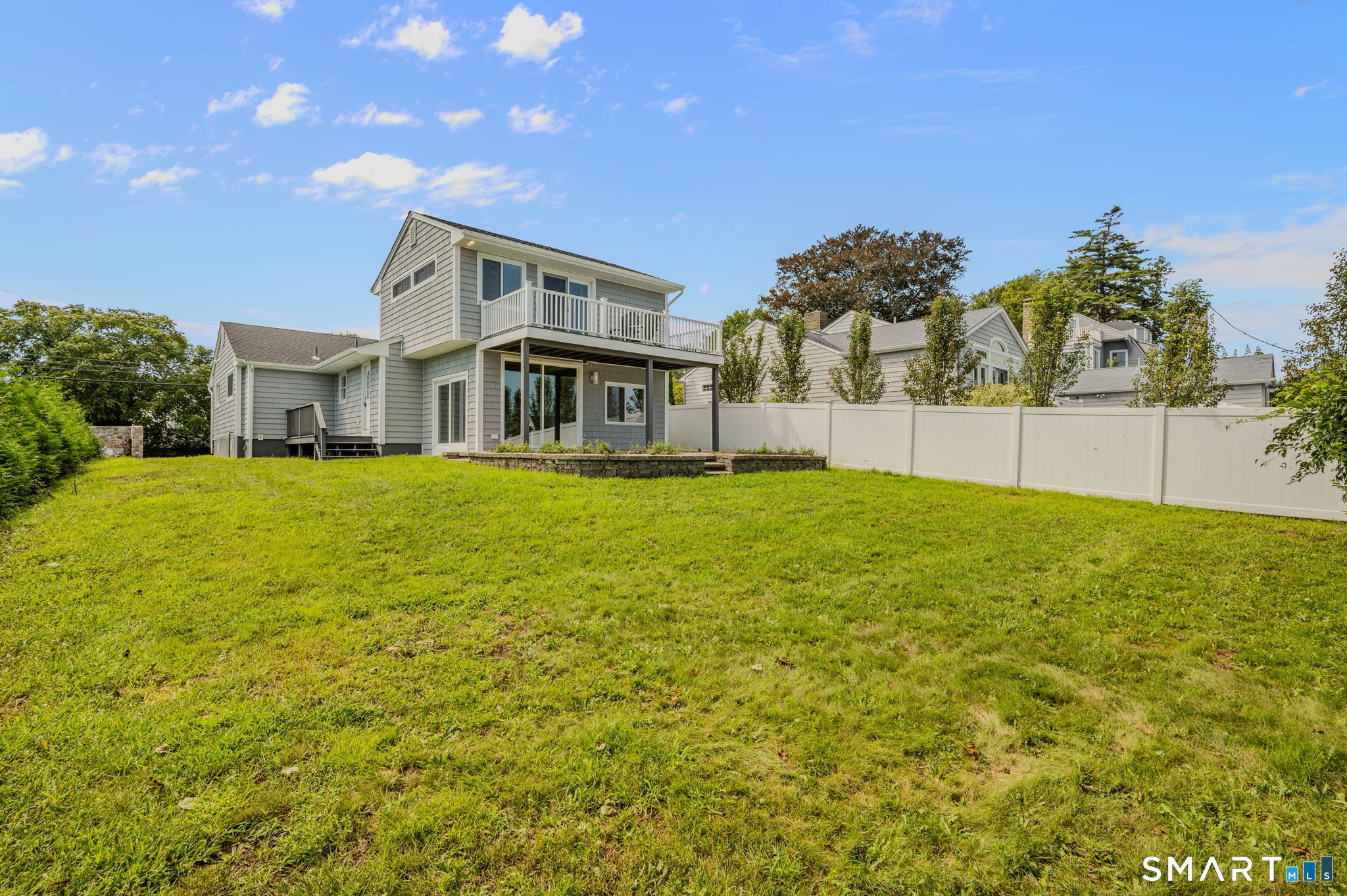 1092 Ocean Avenue New London CT 06320