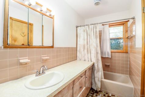 24 Bullet Hill Road Danbury CT 06811